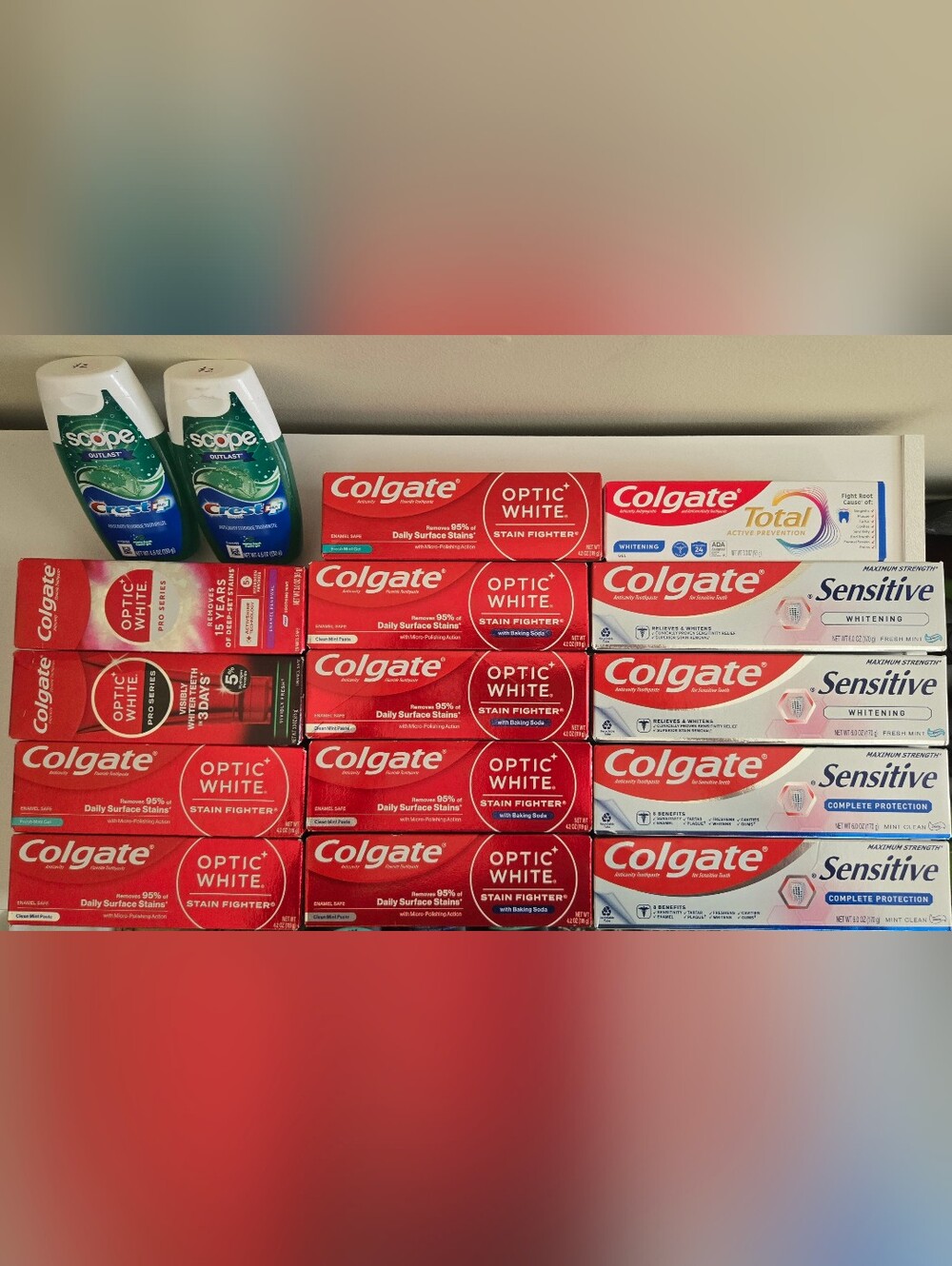 Colgate/Crest Toothpaste Lot (16 Items) All Brand New, Unexpired